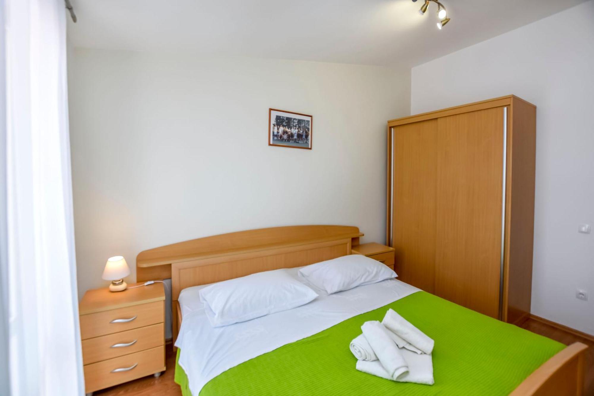 Apartments Jasna Primošten Eksteriør bilde